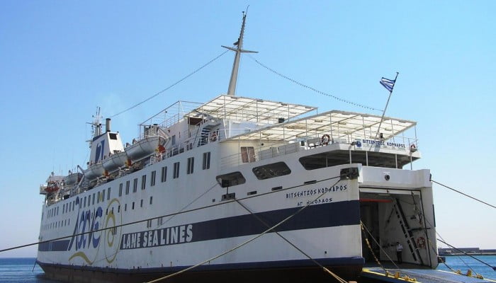 Ακινητοποιημένο στο λιμάνι της Κισσάμου το «Β. Κορνάρος»