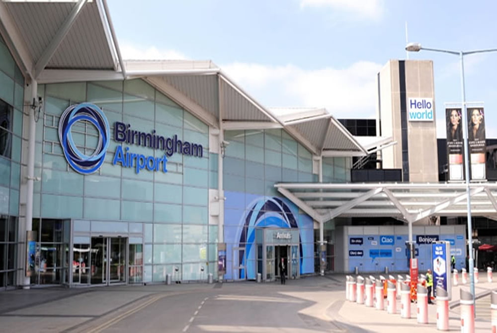 12 ελληνικοί ηλιόλουστοι προορισμοί -ανάμεσά τους Ηράκλειο και Χανιά- με απευθείας πτήση από το Μπέρμιγχαμ