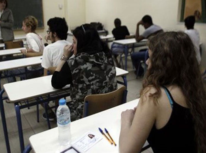 Πότε “χτυπάει” το τελευταίο κουδούνι και πότε ξεκινούν οι εξετάσεις σε Γυμνάσια και Λύκεια