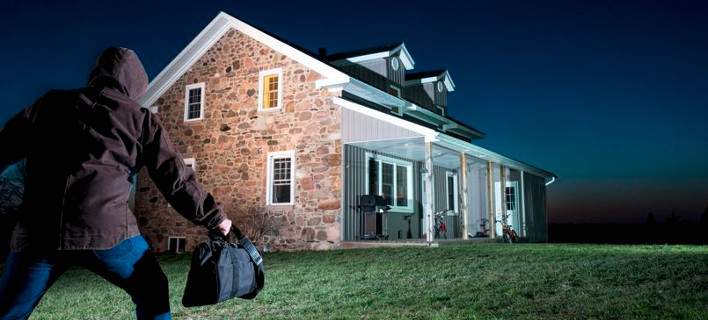 Όταν το Facebook ανοίγει την πόρτα στους κλέφτες