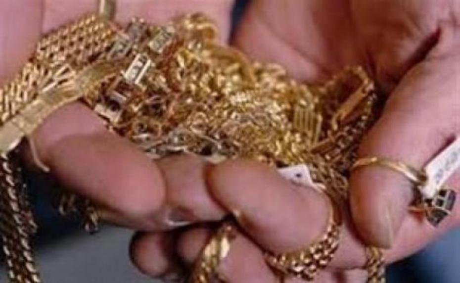 Πιάστηκε πριν χαρεί την λεία της