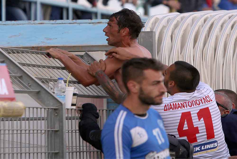 Απίθανα πράγματα στα Περιβόλια – Κόσμος εναντίον παικτών και στο βάθος ανυπαρξία