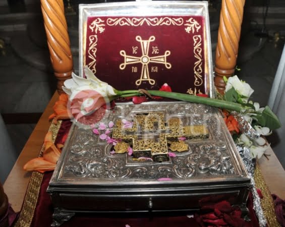 Υποδέχτηκαν το Τίμιο Ξύλο στο Ηράκλειο