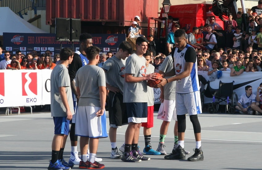 Ρεθυμνιώτικο χρώμα στο «EKO Antetokounbros Streetball Event»
