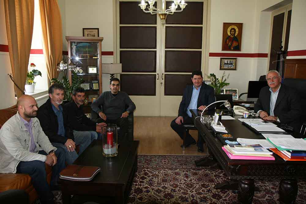 Συνάντηση Βουλγαράκη με κρεοπώλες ενόψει Πάσχα