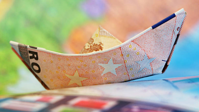 Κοινωνικό μέρισμα 2018: Δείτε αν θα πάρετε έως 1.400 ευρώ τα Χριστούγεννα – Πότε θα μπουν τα χρήματα