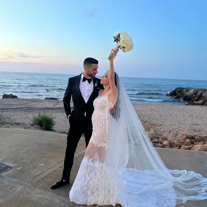 351345996_811912687018893_6326362658222965837_n Γάμος στην οικογένεια της ΠΑΕ ΧΑΝΙΑ καθώς ο αρχηγός της ομάδας Χρήστος Μπάτζιος, παντρεύτηκε με την εκλεκτή της καρδιάς του Γωγώ και βάφτισαν την κορούλα τους.