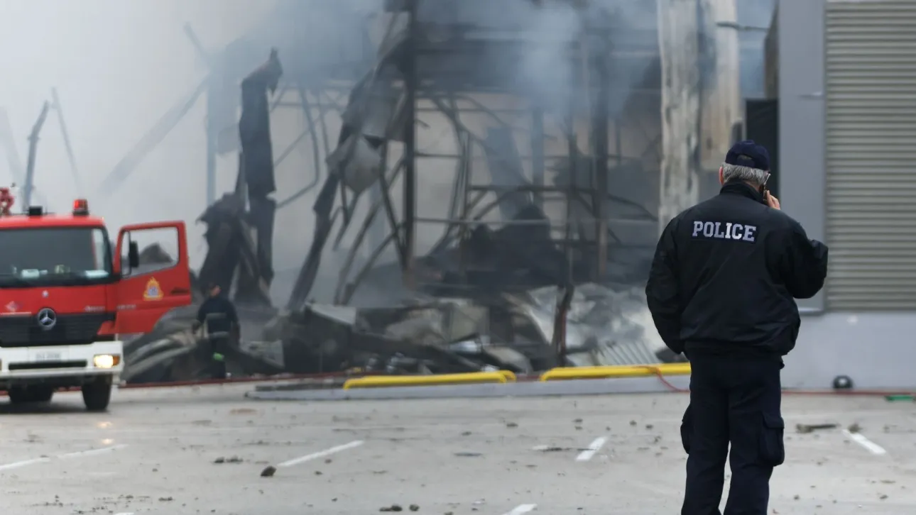 9e273326-533a34831769417496-1